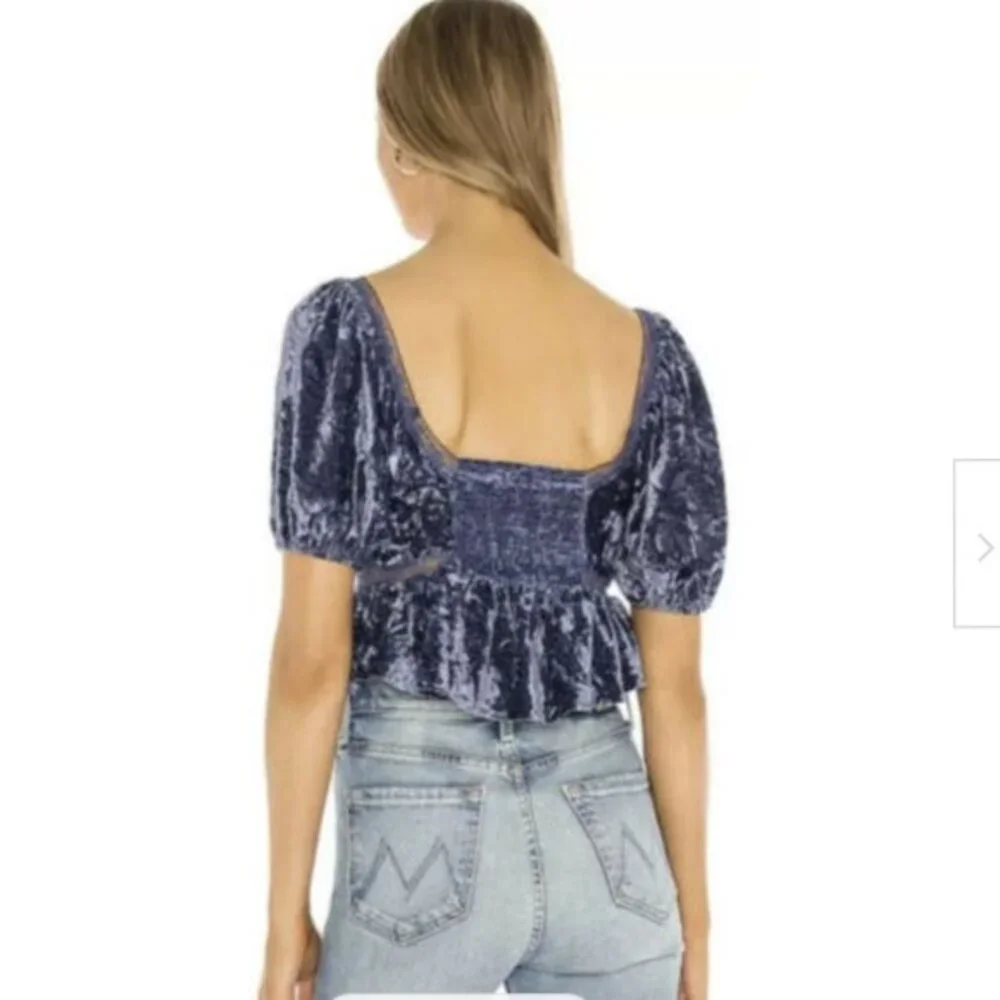 NWT Free People Yours Truly velvet wild moon top‎ puff sleeve purple size XS